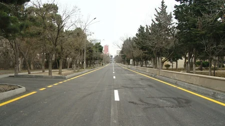 Bakıda daha bir küçə təmir edilir