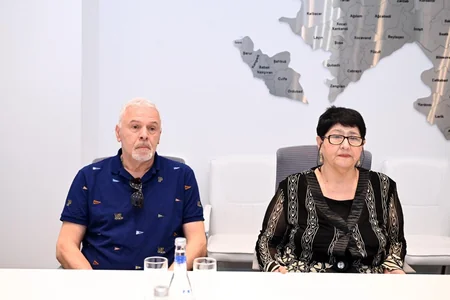Mədəniyyət naziri Bakıda vətəndaş qəbulu keçirib