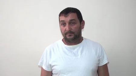 Ağcabədi rayon sakinindən çətənə bitkisi və qurudulmuş marixuana götürülüb