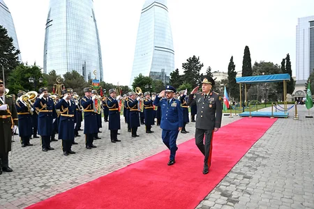 Azərbaycan və Səudiyyə Ərəbistan Krallığı arasında hərbi əməkdaşlıq müzakirə edilib
