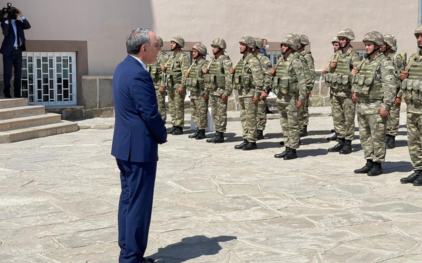 Baş prokuror Sədərək rayonunda hərbi hissədə olub