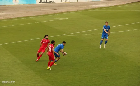 Kəpəz Gəncədə Keşlə ilə heç-heçə edib - VİDEO