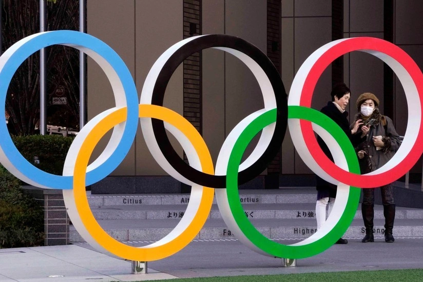 People in Japan oppose holding of Olympic games 2021