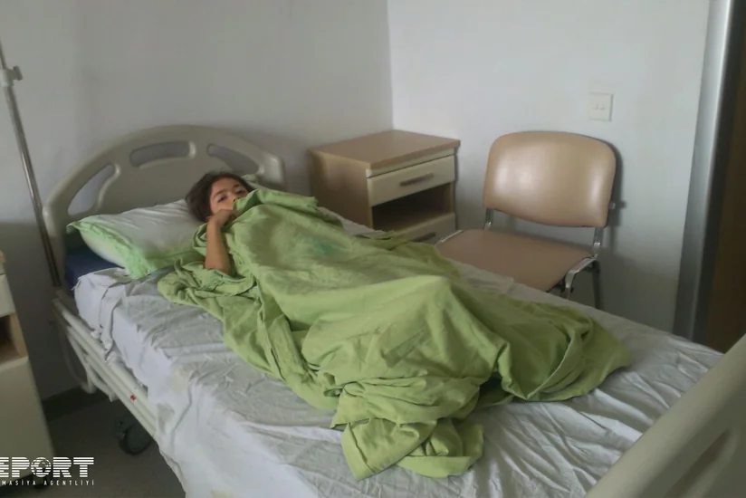 ​В Лянкяране 8-летнюю девочку сбила машина - ФОТО