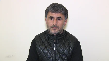 Bakıda avtomobilində və üzərində silah-sursat gəzdirən şəxs tutuldu - VİDEO