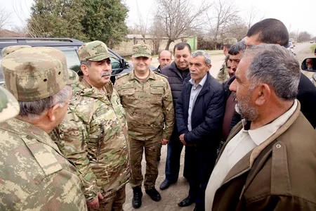 Azerbaijani Defense Minister visits foremost military units - VIDEO