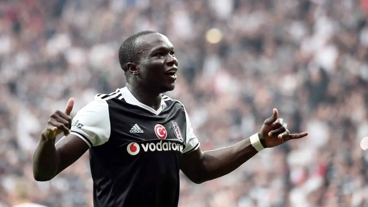 Beşiktaşın futbolçusu xəstəxanaya yerləşdirilib