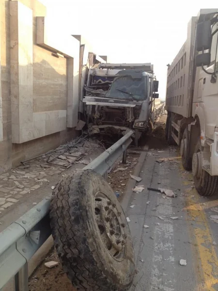 ​Zığ şosesindəki qəza zamanı yol təsərrüfatına 25 min manat ziyan dəyib