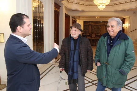 Kurtlar Vadisinin Ömər Babası Musiqili Teatrda olub