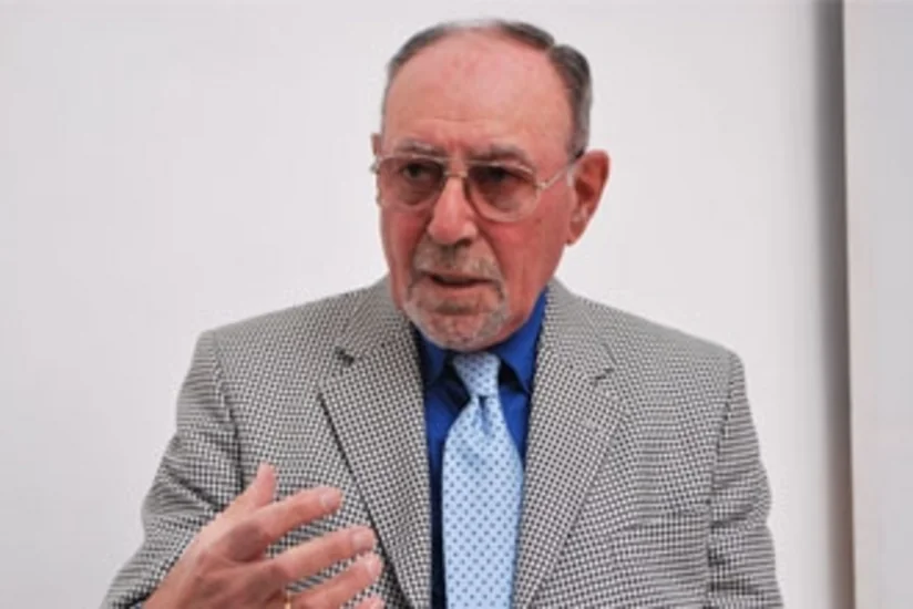 Oqtay Haqverdiyev: Dövlət qurumlarının sayı azaldılmalıdır