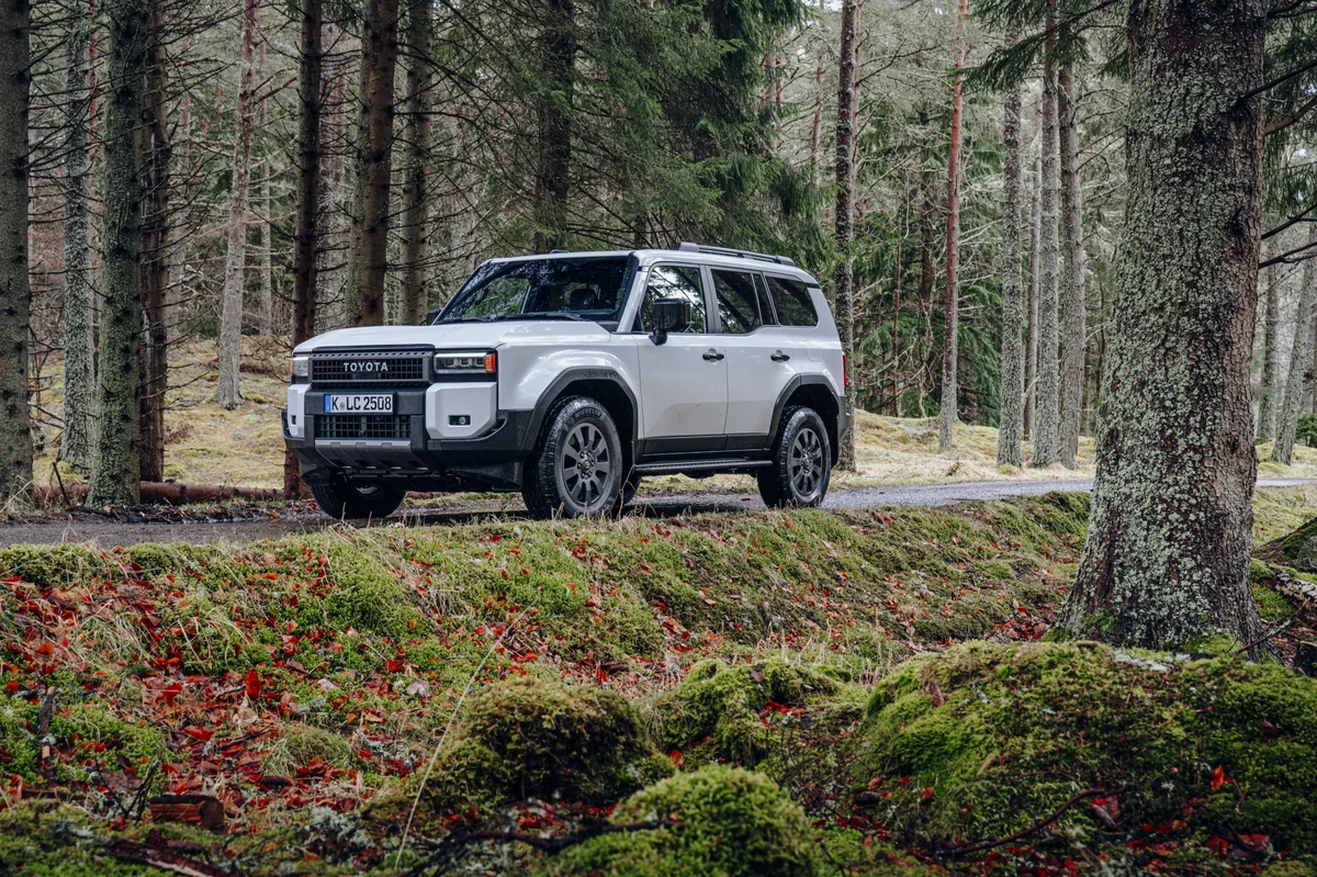 Ənənəvi “Prado” indi Land Cruiser 250 adı ilə daha aqressiv!