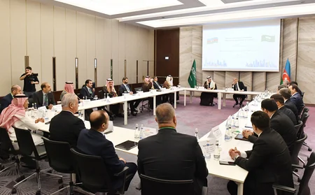 Azerbaijan mulls expansion of economic co-op with Saudi Arabia