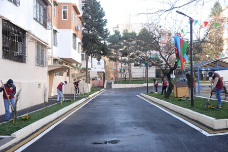 Bakıda növbəti abad həyət sakinlərin istifadəsinə verilib