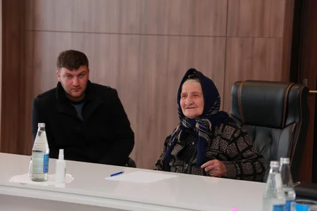 Daşınmaz Əmlakın Dövlət Kadastrı və Reyestrinin sədri Şəkidə vətəndaşları qəbul edib