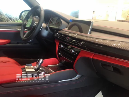 “BMW”nin yeni avtosalonu və iki yeni modeli təqdim olunub