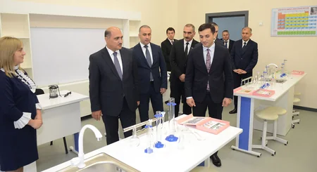 Şəkidə yeni məktəb binası istifadəyə verilib