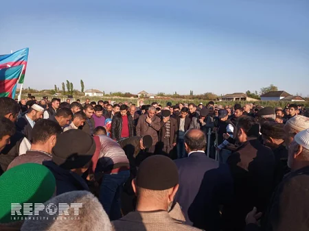 Спустя 25 лет обнаружили могилу пропавшего без вести в карабахской войне солдата - ФОТО