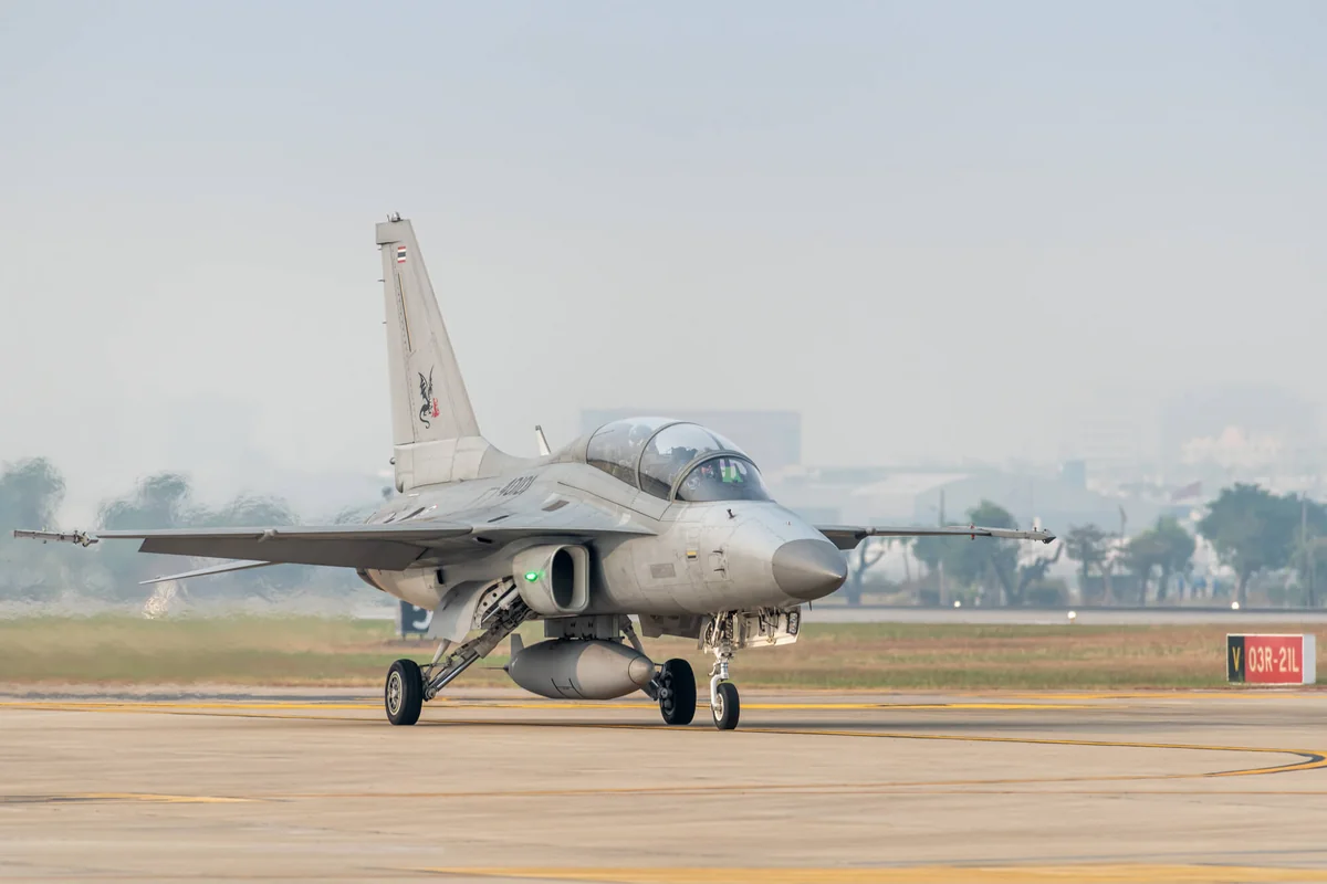 First South Korean light combat aircraft FA-50 arrive in Warsaw