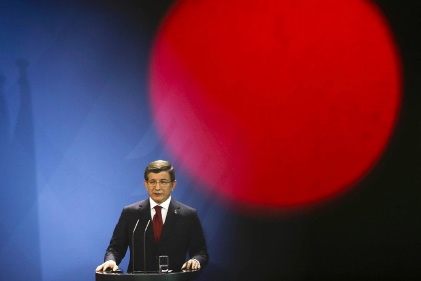 Davutoğlu: Turkey would strike terrorists on its borders