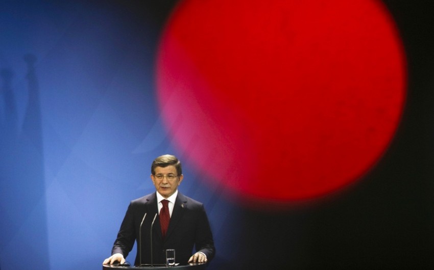 Davutoğlu: Turkey would strike terrorists on its borders