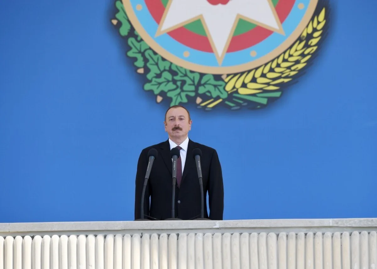Президент: Одним из самых важных решений АДР было решение о создании Азербайджанской армии