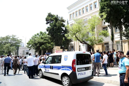 Exam excitement in Baku - PHOTO REPORT