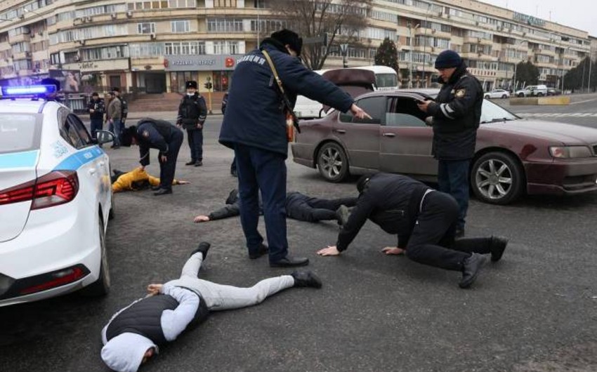 В Алматы задержали более 2 тыс. участников незаконных акций