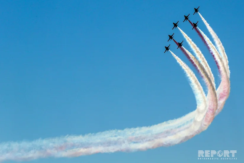 Military aircrafts on Baku sky - PHOTO REPORT