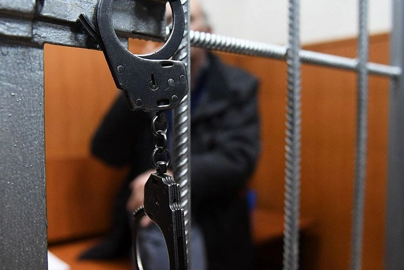 В Баку задержан мужчина, привлекавший несовершеннолетних к уличной торговле