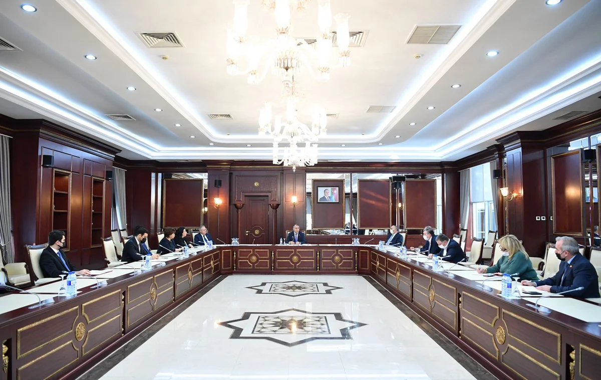 İki kredit sazişinə dəyişiklik Milli Məclisin iclasına tövsiyə olunub