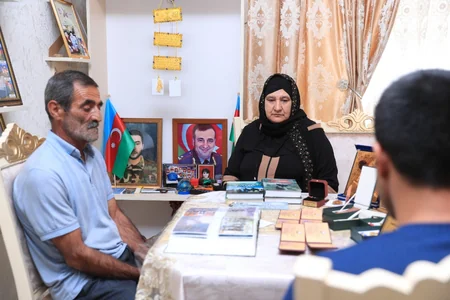 Şəhidin qardaşı: Elnuru xatirəmizdə vətənpərvər gənc kimi yaşadırıq