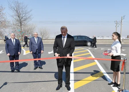 Tovuzda avtomobil yolu yenidən qurulub