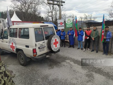 ICRC vehicles move freely from Khankandi to Lachin