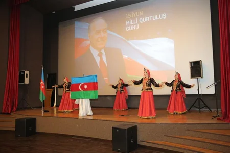 Xəzər rayonunda Milli Qurtuluş Günü münasibəti ilə tədbir keçirilib