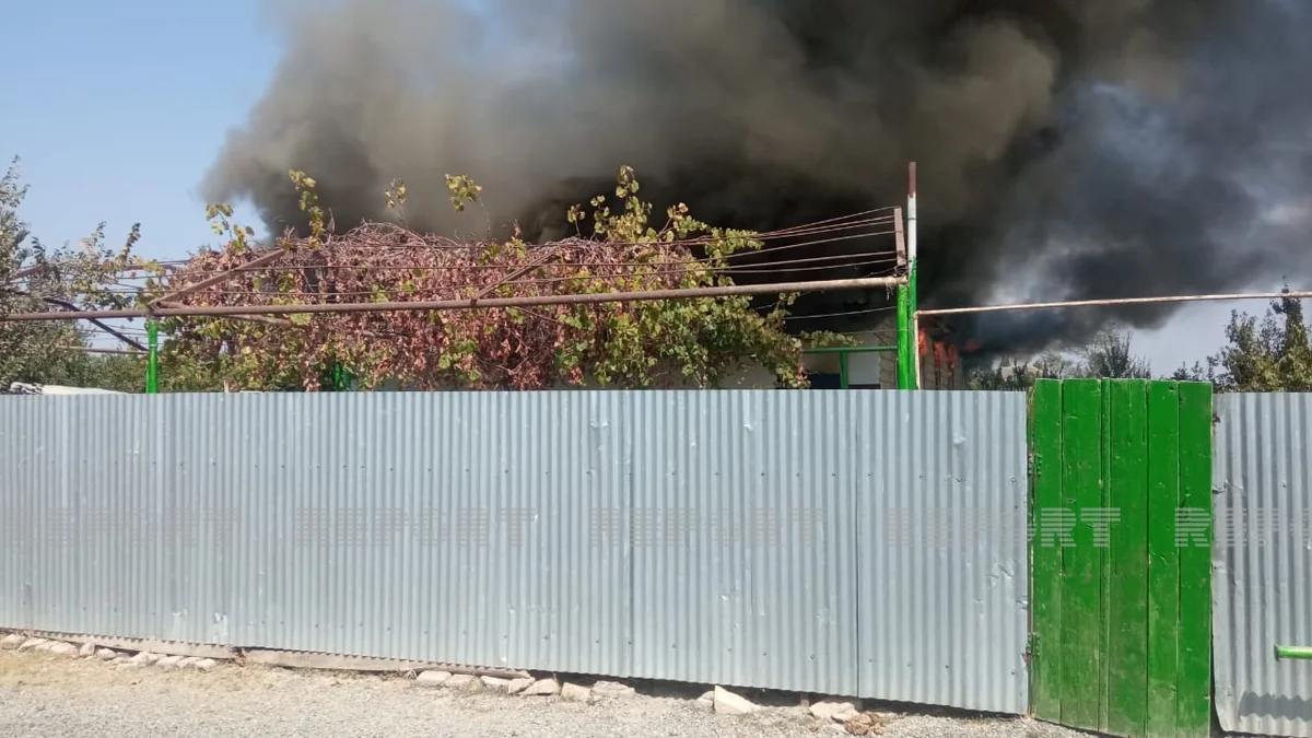 Zərdabda fərdi yaşayış evi yanıb