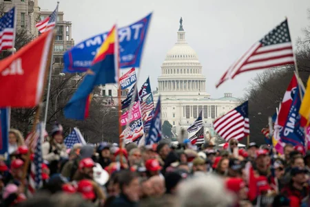 Konqresə hücum - ABŞ demokratiyası iflas həddində