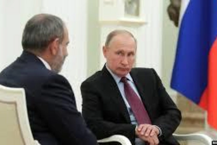 Vladimir Putinlə Nikol Paşinyan arasında telefon danışığı olub