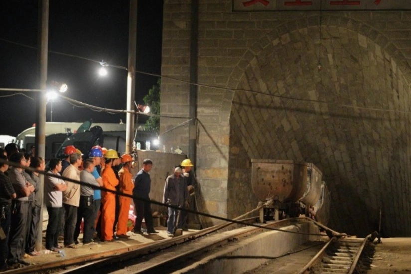 Çində mədən qəzası nəticəsində 8 nəfər ölüb