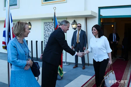 ABŞ və Britaniya səfirlikləri Xəzər neft-qaz sərgi-konfransı ilə əlaqədar qəbul keçirib - FOTO