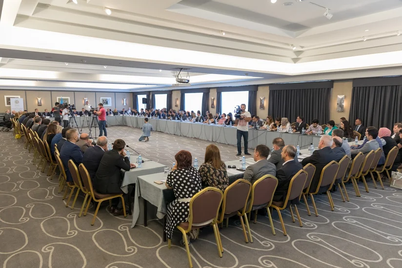 KOBİA-nın rəhbəri iş adamlarını Pirallahı Sənaye Məhəlləsində əczaçılıq məhsullarının istehsalına çağırıb