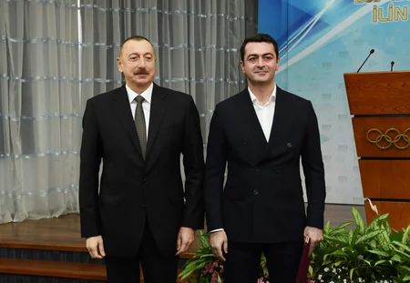 President Ilham Aliyev attends ceremony dedicated to sport results of 2017 - UPDATED