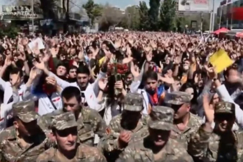 Ermənistan Müdafiə Nazirliyi hərbçilərin etiraz aksiyalarına qoşulduğunu təsdiqləyib