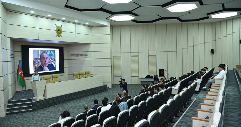 Baş Prokurorluqda media subyektləri və gənclərin iştirakı ilə tədbir keçirilib
