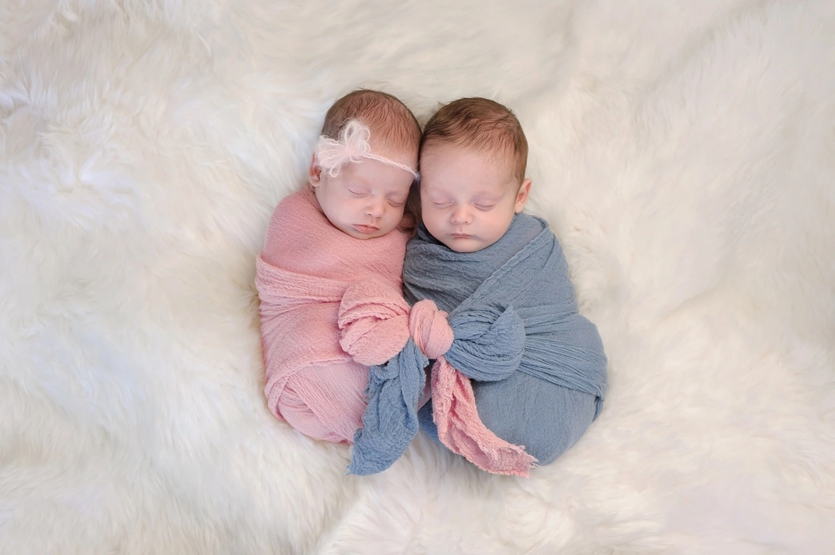 Azerbaijan records 1,122 twins and 63 triplets