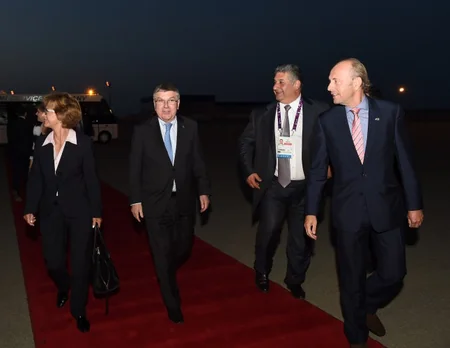 Beynəlxalq Olimpiya Komitəsinin prezidenti Azərbaycana gəlib - FOTO