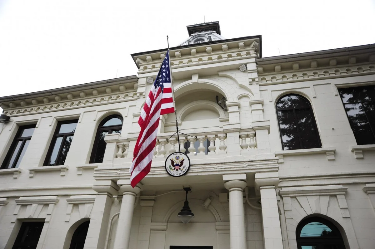 Picket staged at US Embassy in Moldova in anticipation of Blinken's visit
