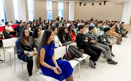Azerconnectin rəhbər heyəti ADA Universitetinin tələbələri ilə görüşüb