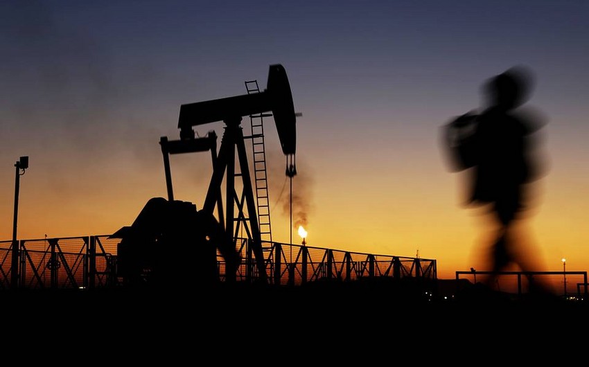 Japan to sell oil from reserves to stabilize prices