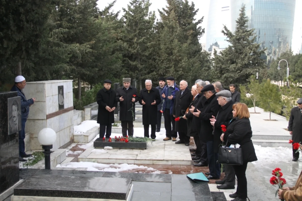 ​Mətbuat Şurasının Ahıl Jurnalistlər Məclisinin təşəbbüsü ilə şəhid jurnalistlər yad edilib