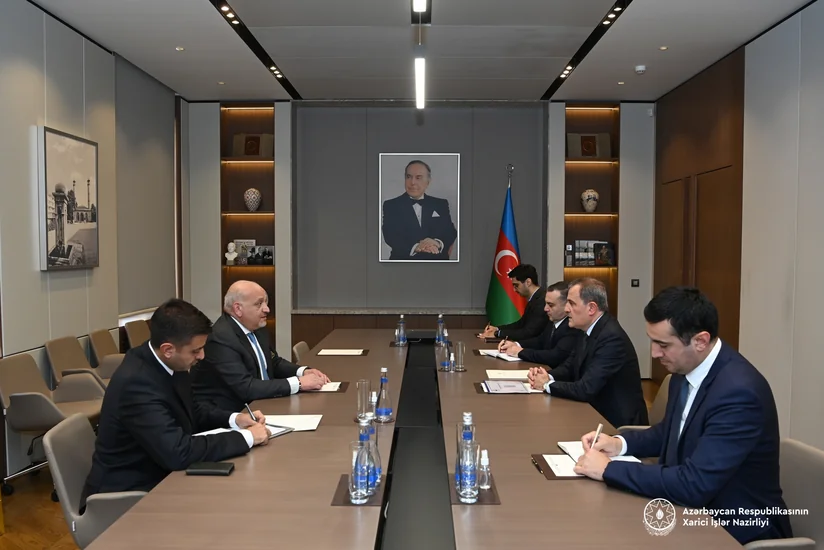 Azerbaijani FM receives newly appointed ambassador of Jordan